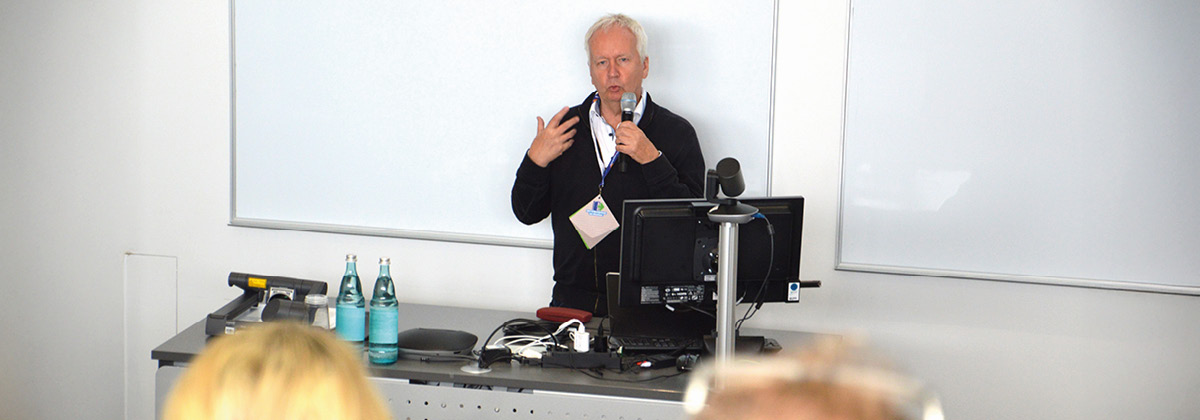 Blick in den Vortragsraum mit Jörg Stockmann