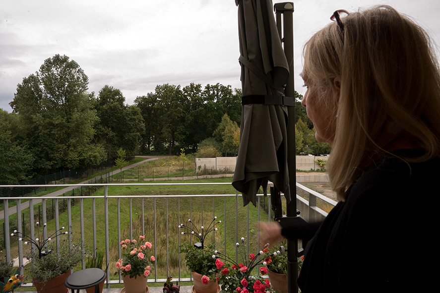 Blick auf das Regenrückhaltebecken.