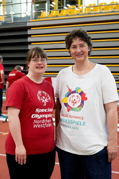 Steffi Wiegel und Henrike Struck nach dem Match.