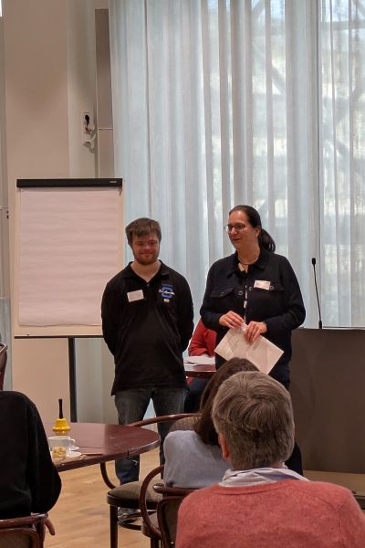 Zwei Peers berichten