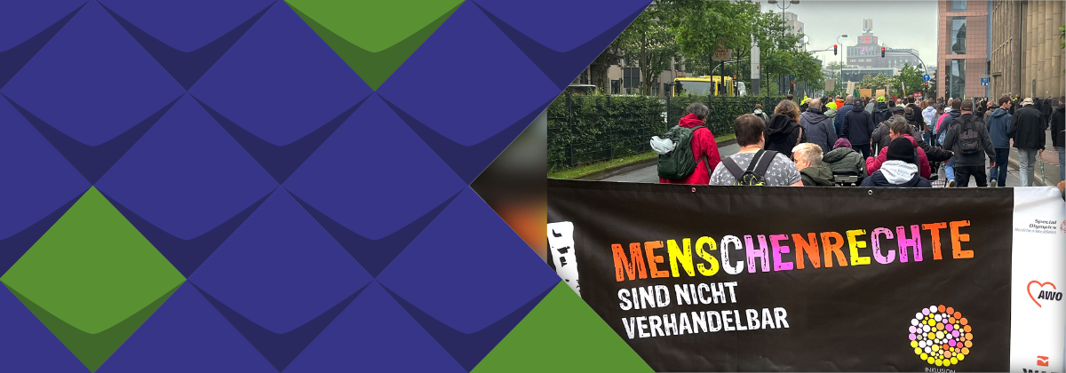 Demo in Dortmund - Bannertext Menschenrechte sind nicht verhandelbar