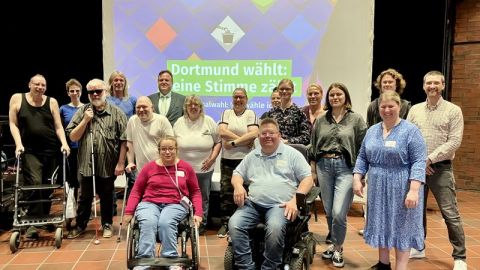 Teilnehmende und Organisator*innen 