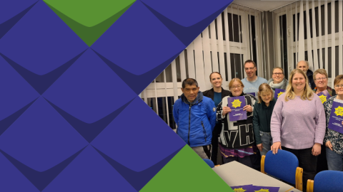 Das Bild zeigt die Gruppe Wir sind's - die Dortmunder Inklusionsoffensive und Maren Zebrowski vom KSL Arnsberg.