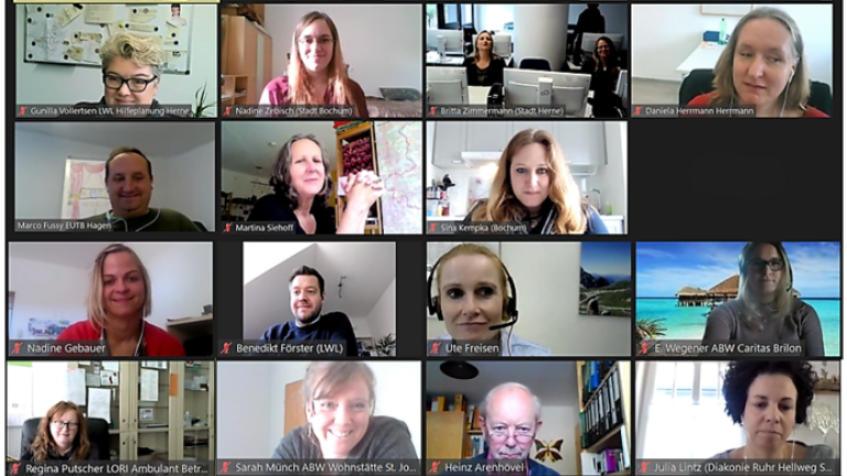 Das Bild ist eine Zusammenstellung mehrerer Einzelfotos. Diese zeigen jeweils die Porträts von Teilnehmenden an den Praxisdiaolgen des KSL Arnsberg.