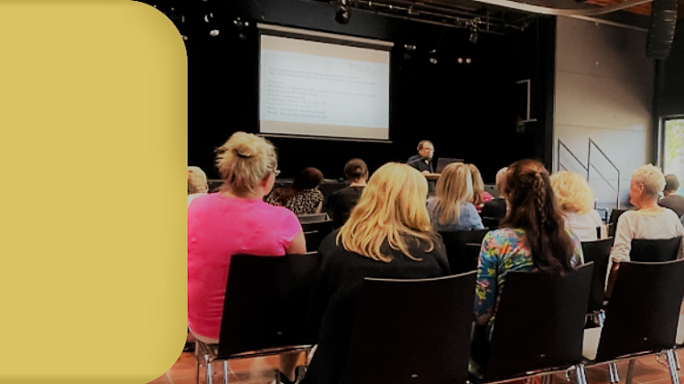 Ein Blick in den Saal des Dietrich Keunig-Hauses in Dortmund.