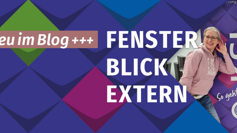 Neu im Blog Fensterblick Extern steht auf bunten Kachlen der KSL.NRW/Foto von Faowzia Möwes, die im Interview spricht, und Wibke Roth (v.r.)